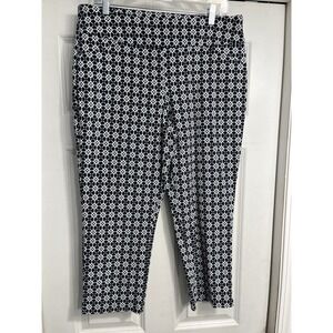 charter‎ club Sz 14 Cambridge slim Pull On Women's Capris 23" Inseam Floral